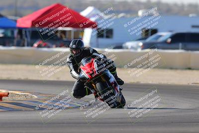 media/Dec-18-2022-SoCal Trackdays (Sun) [[8099a50955]]/Turn 2 (950am)/